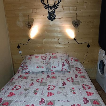 Les Fontanilles Odeillo Chalet 60 Wifi & Parking Gratuit Expose Plein Sud & Plein Pied , Draps & Serviettes De Toilettes Non Inclus, Sabanas Y Toallas No Incluidos Екстер'єр фото