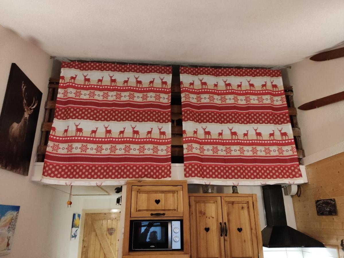 Les Fontanilles Odeillo Chalet 60 Wifi & Parking Gratuit Expose Plein Sud & Plein Pied , Draps & Serviettes De Toilettes Non Inclus, Sabanas Y Toallas No Incluidos Екстер'єр фото
